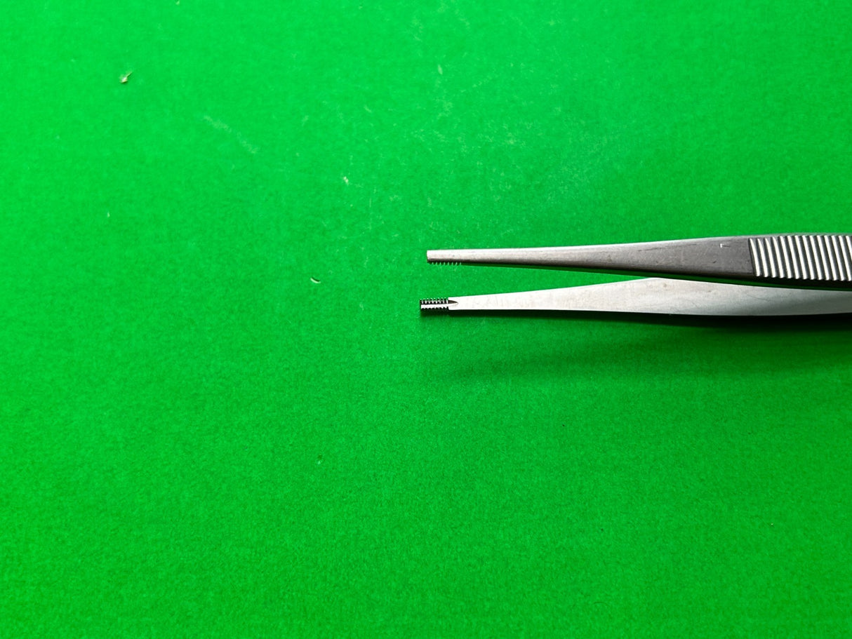 Aesculap BD701R BROWN Tissue Forceps, straight, 150 mm (6")