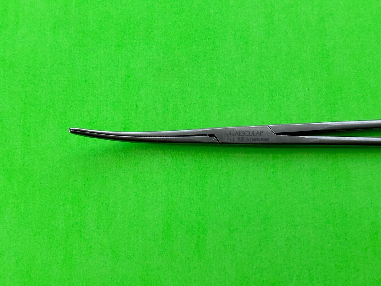 Aesculap Surgical 8-3/4" Curved Forceps