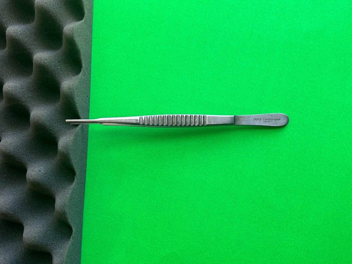Jarit 320-101 DeBakey Cardio-Grip Tissue Forceps, 7-3/4"