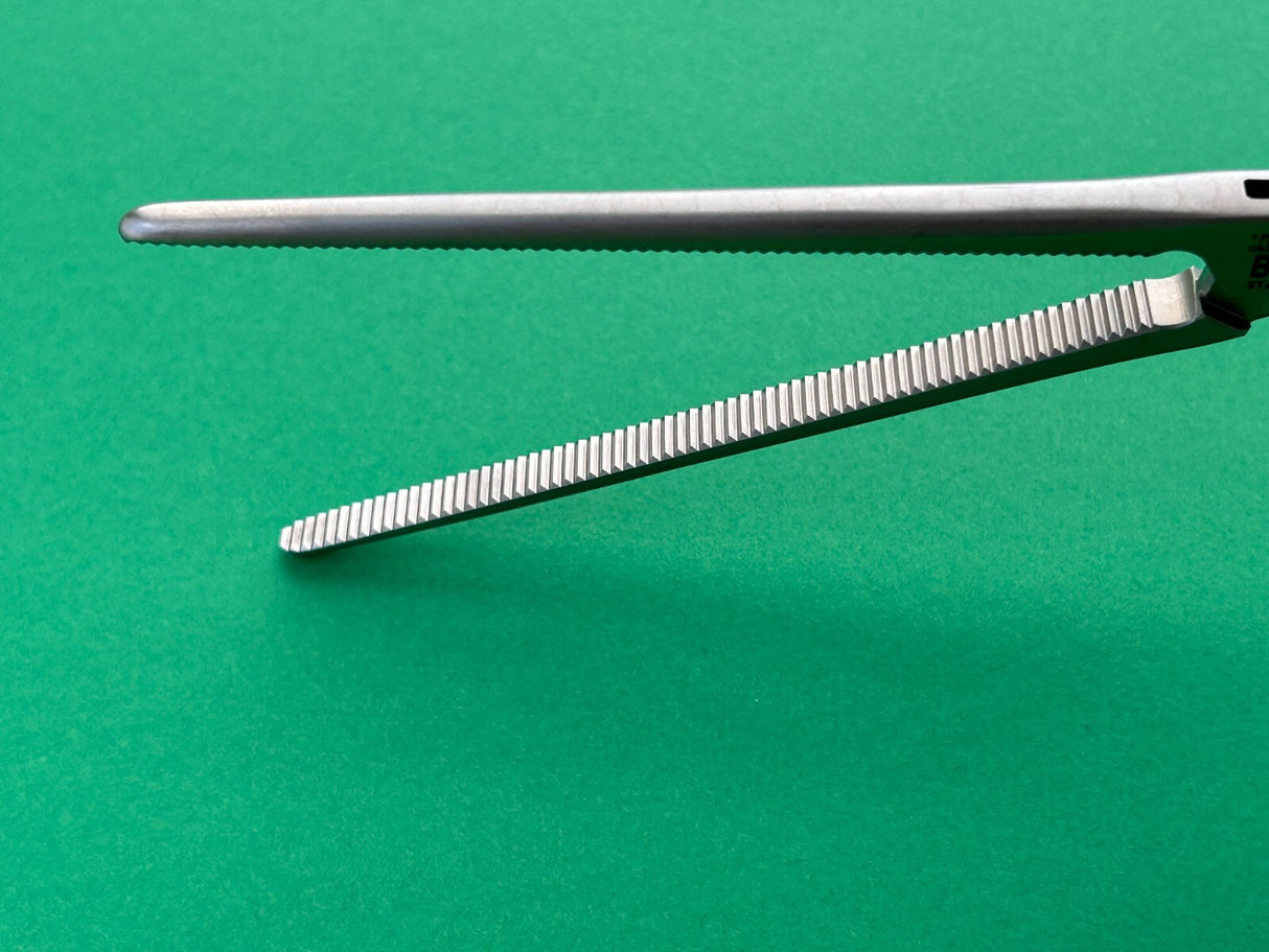 Aesculap Surgical Pean Hemostatic Forceps, Straight 9-1/2" blunt