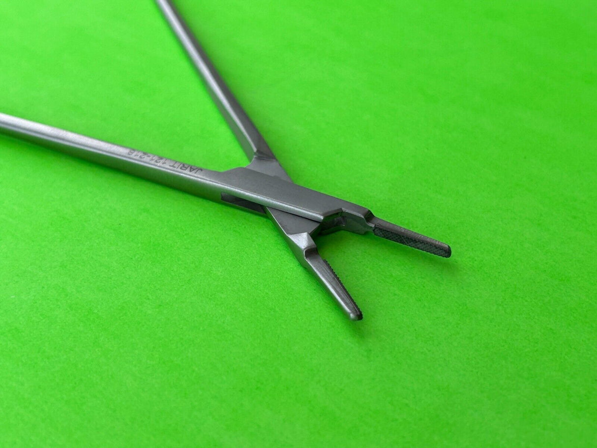 Jarit Surgical 8-1/2" TC Needle Holder, Str Serrated Jaw
