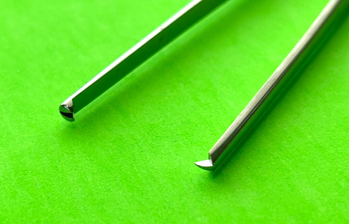 Aesculap Surgical 1 x 2 Teeth Tissue Forceps, 10"