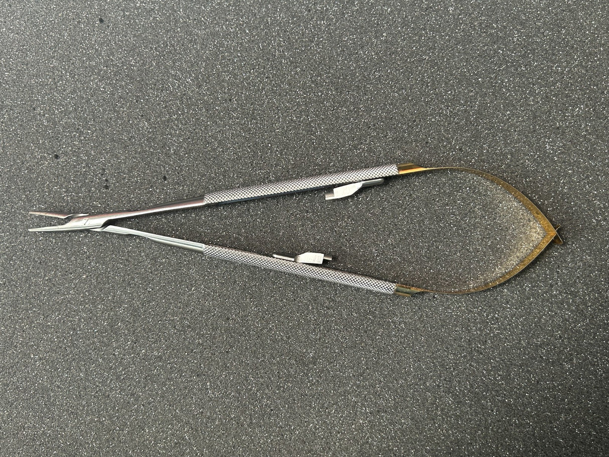 V. Mueller CH06330 Jacobson Heavy Needle Holder, 9" w/Lock, TC