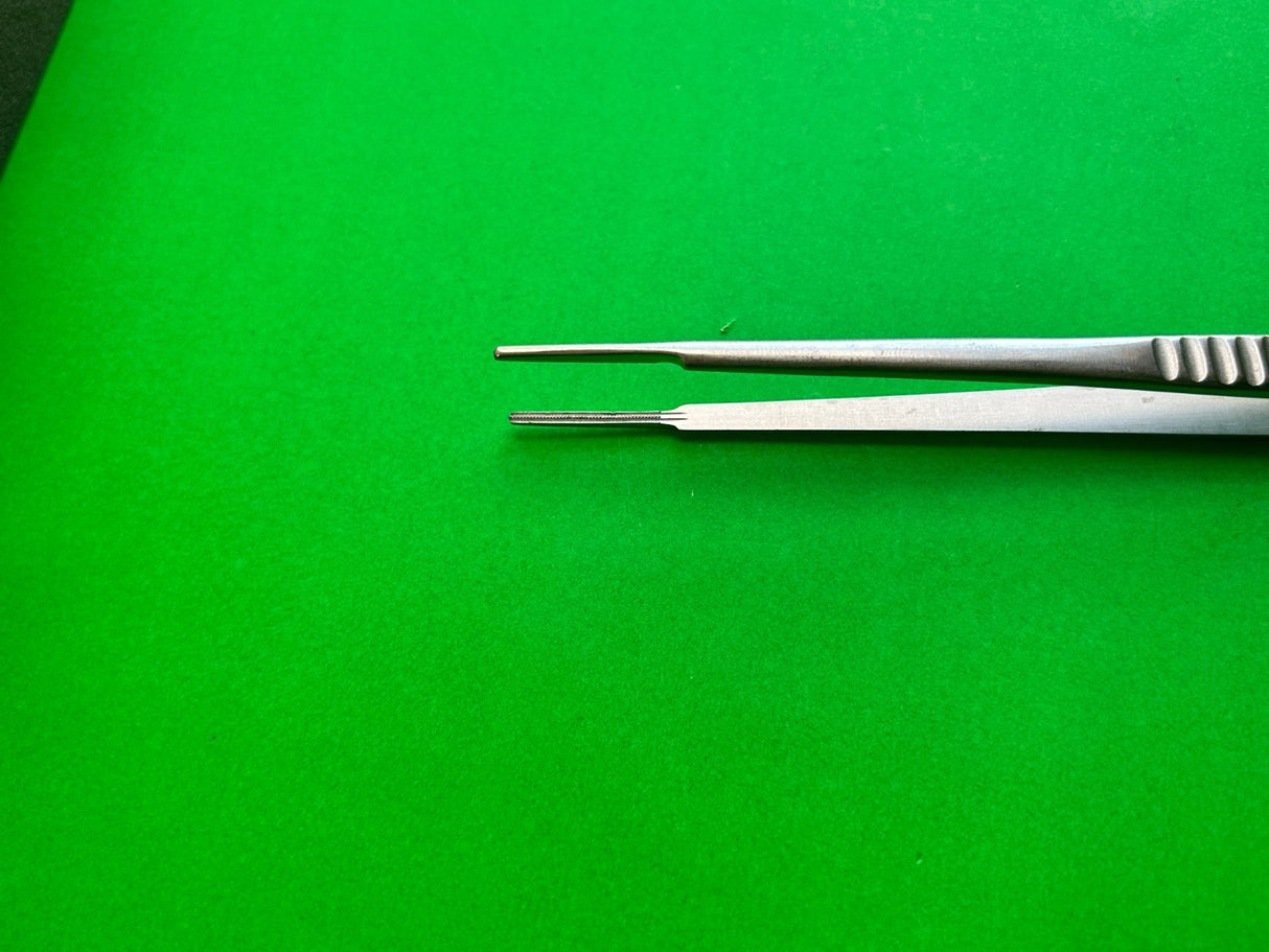 Codman 37-1002 DeBakey Thoracic Tissue Forceps, 9.5"