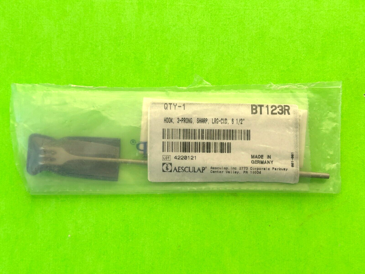 Aesculap Surgical 6-1/2" 3-Prong Hook, Sharp