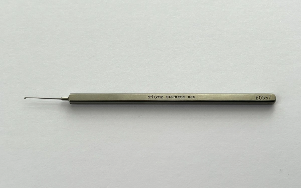 Karl Storz E0567 Surgical Kuglen Iris Hook And Lens Manipulator, 4 5/8''