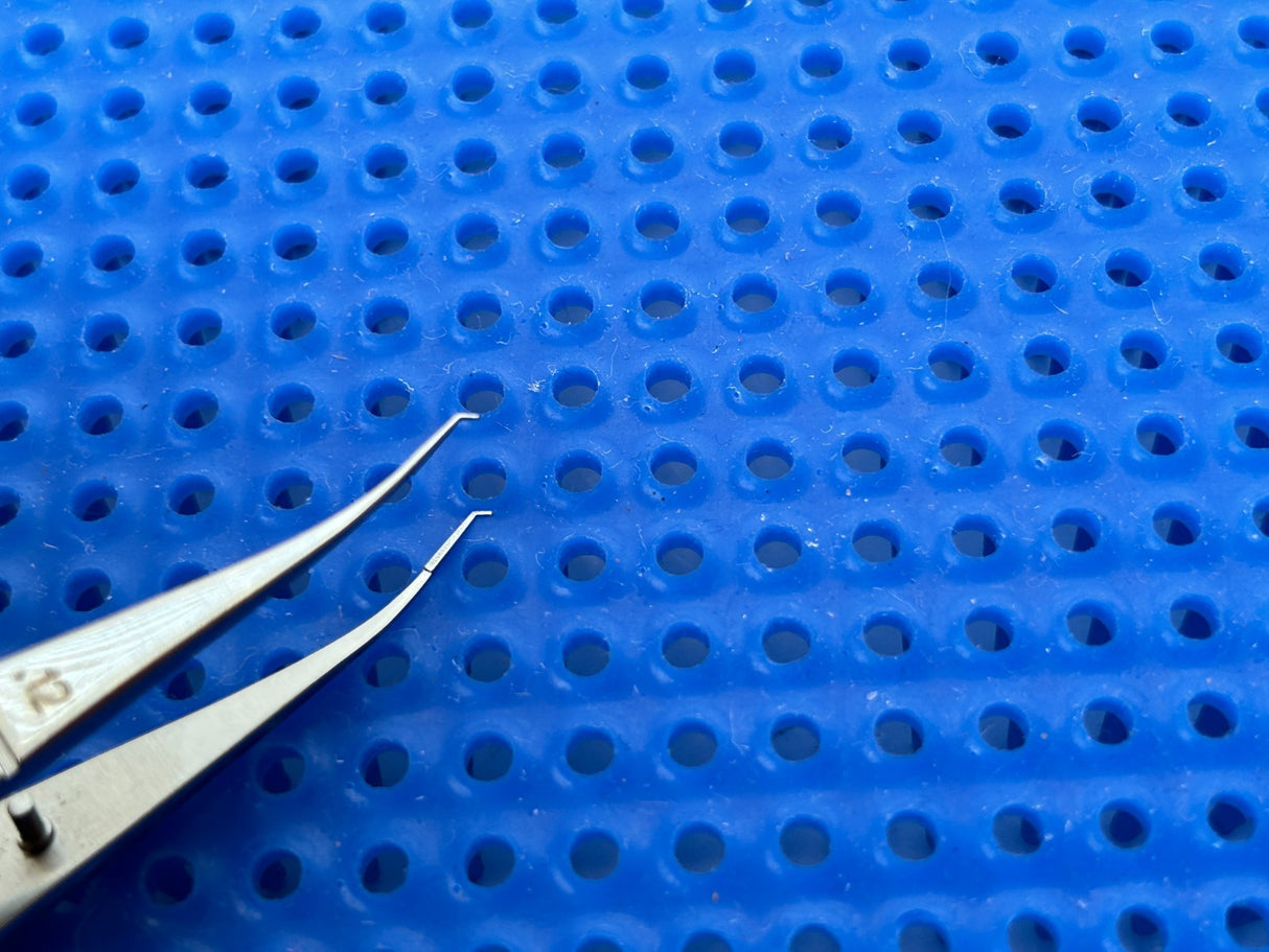 Karl STORZ Surgical E3205 Corneal Forceps Colibri Style, 0.12mm, 1 x 2 teeth