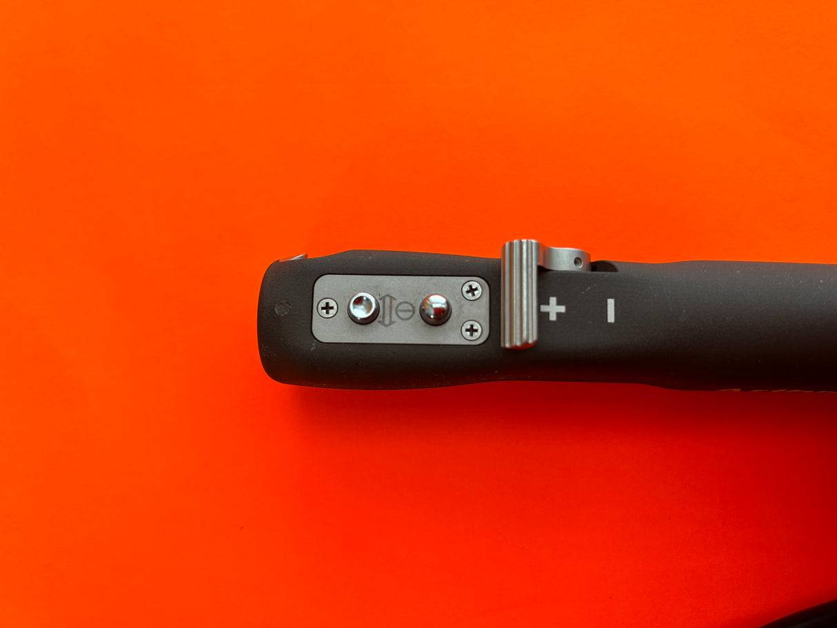 Arthrex AR-8330H Shaver With Buttons