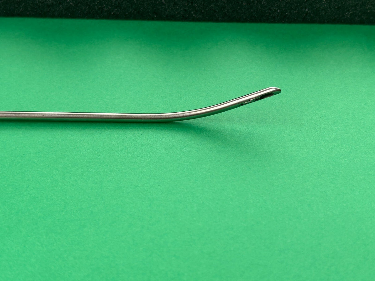 Conmed Linvatec Surgical SHUTT Arthroscopy B-Scoop Forceps 30° Right 3.4mm, 9"