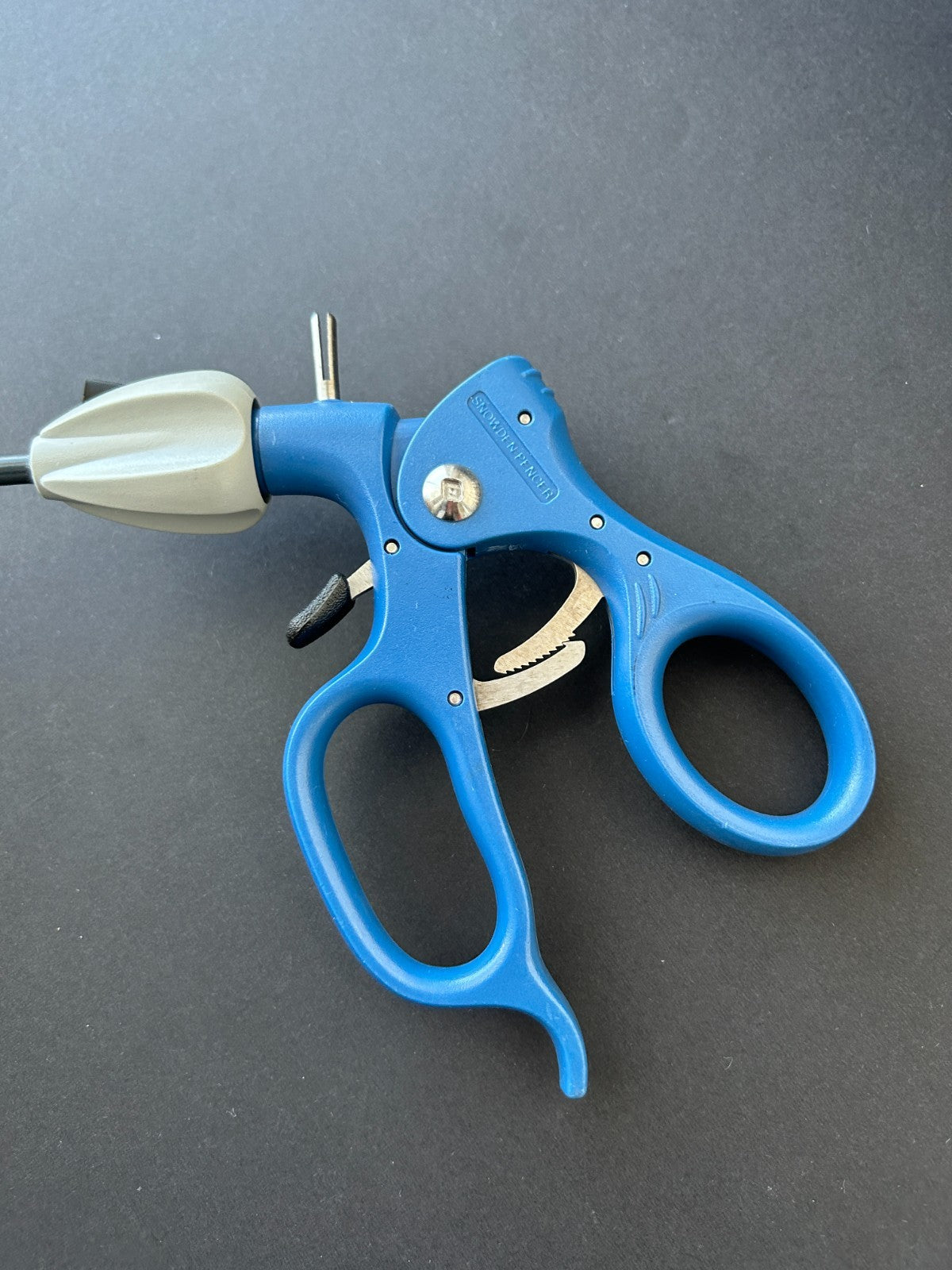 Snowden-Pencer 90-6373 Teardrop Babcock Grasper, 5mm x 36cm W/Lock Laparoscopy
