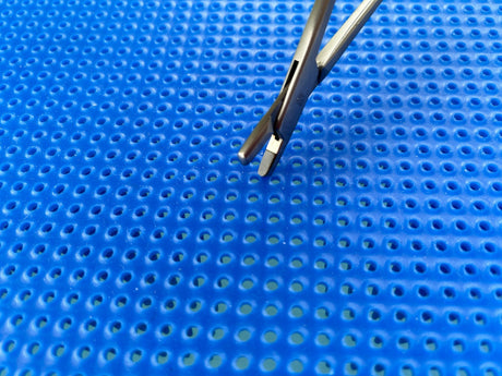 Symmetry Surgical 36-2025 Classic Plus Needle Holder; Sternal; 7 in, TC