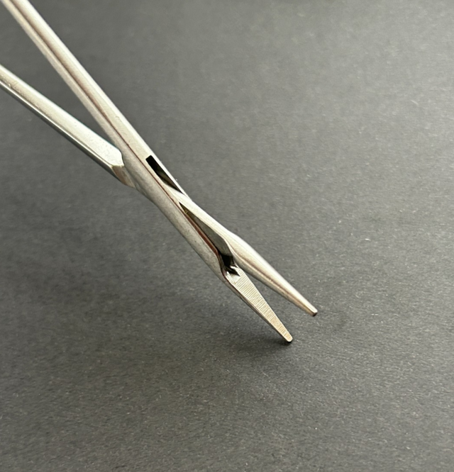 V.Mueller CH0632 Needle Holder
