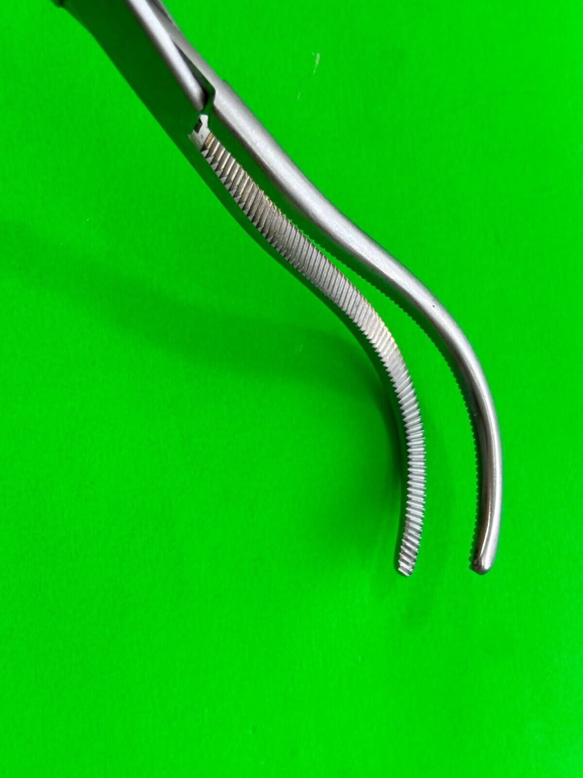 Codman Surgical 19-4018 Mayo Kidney Clamp, Curved 23.5 cm