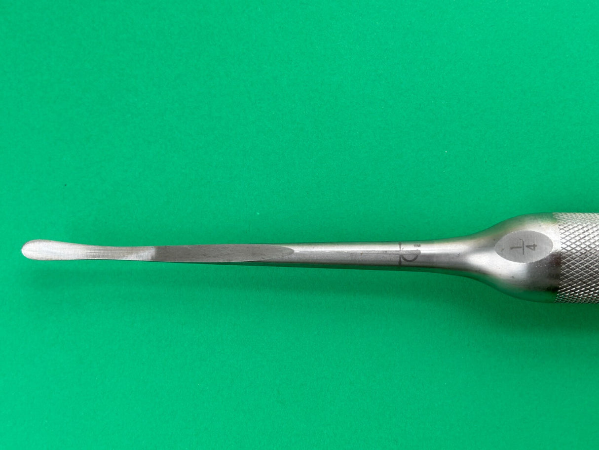 Lenox Maclaren Surgical (E-1/4-LH) 15" Round Blade Elevator, 1/4" Blade