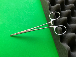 Symmetry Surgical 15-5014 Kelly Forceps, Straight, 5-1/2"