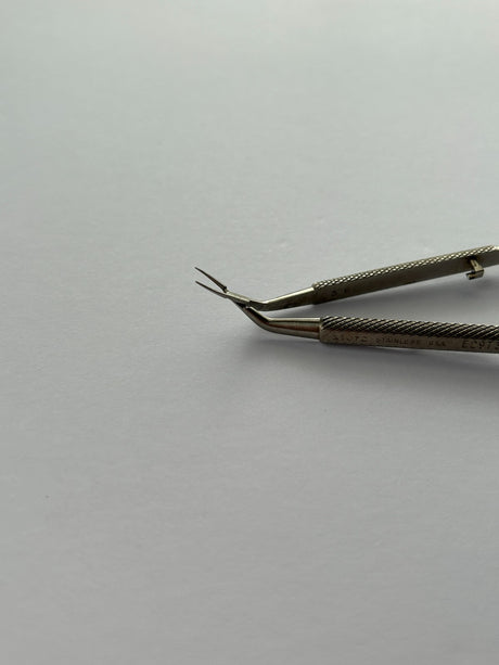 Karl Storz E2973 Ophthalmic Locking Inserter Forceps