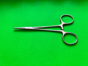 Karl Storz E3920 Halsted Mosquito Forceps, STR, 4.75"