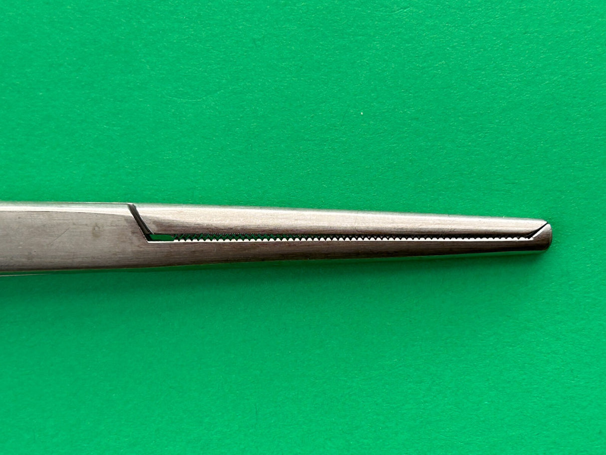Codman Surgical 8" Rochester Ochsner Forceps, 1x2 Teeth