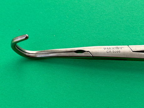 V.Mueller Surgical 7-1/2" Derra Vena Cava Clamp