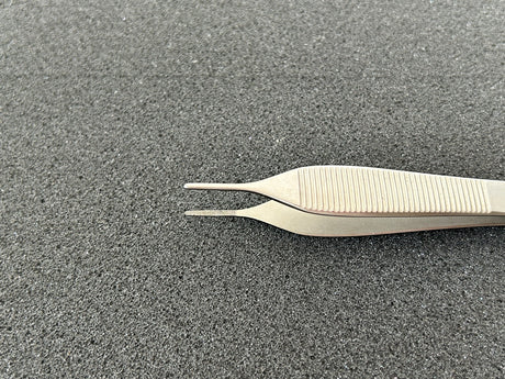Konig MDS1017012 Adson Serrated Dressing Forceps, Micro, 4.75"