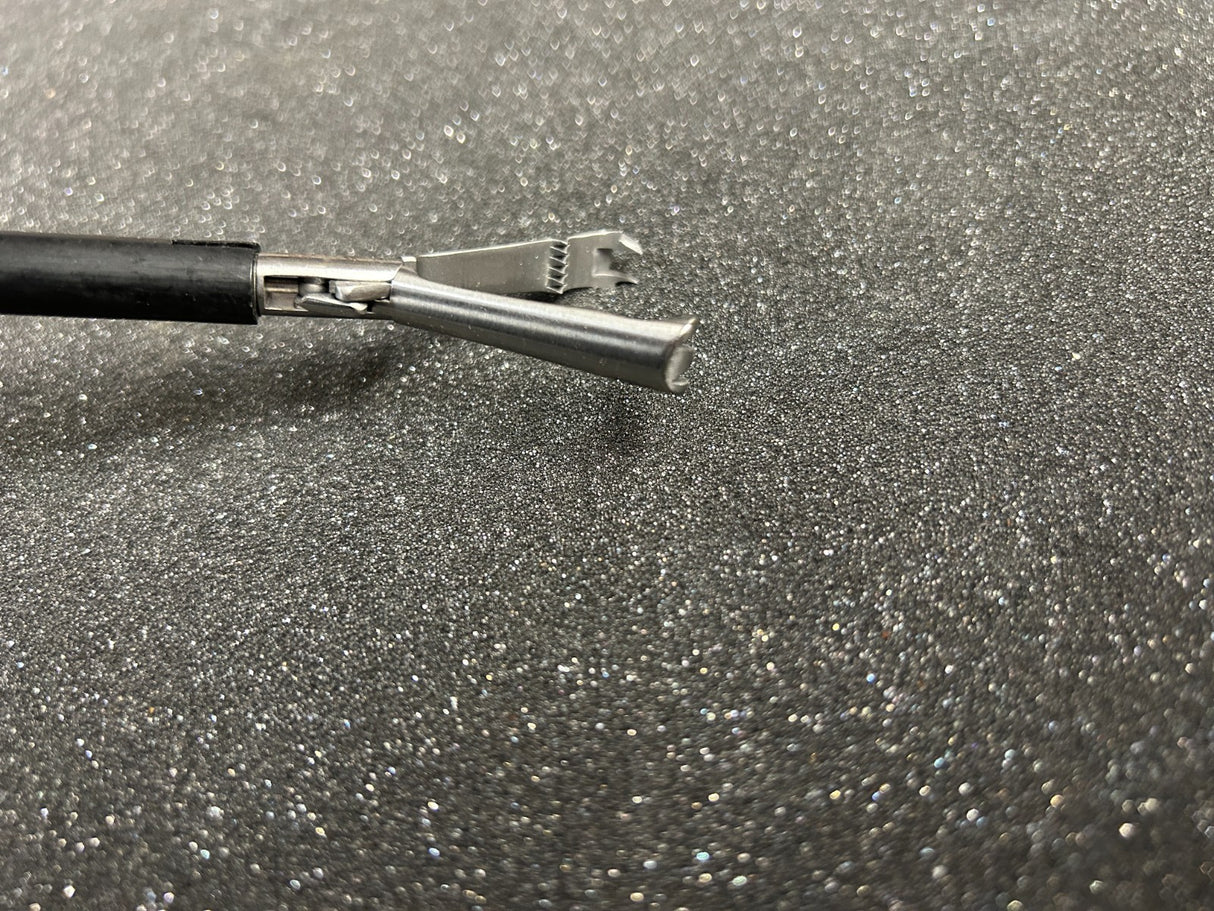Stryker 250-080-230 Laparoscopic Alligator Grasping Forceps 10mm x 33cm