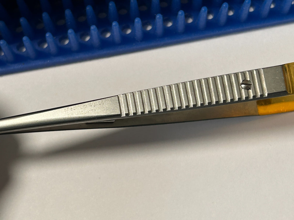 Spectrum 40-4471 Curved Needle Holder, w/Lock, TC