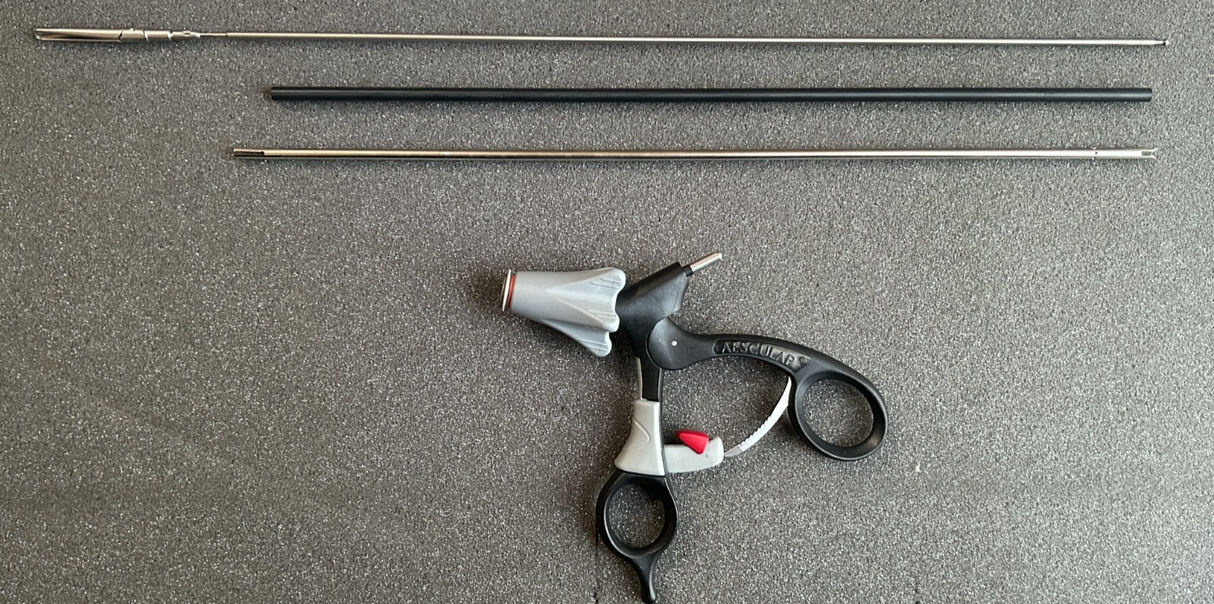 Aesculap 5mmx31cm Autoclavable QuickSnap Laparoscopy Set of 8 w Karl Storz Cord