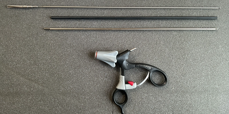 Aesculap 5mmx31cm Autoclavable QuickSnap Laparoscopy Set of 8 w Karl Storz Cord