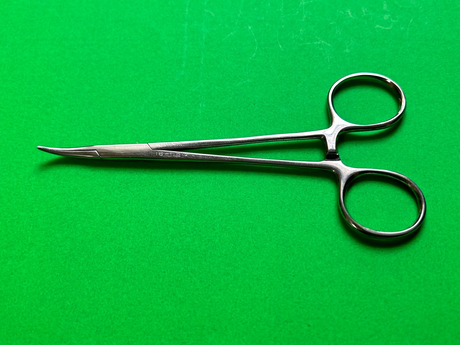 Sklar 18-1150 Mosquito Forceps Halsted 5"