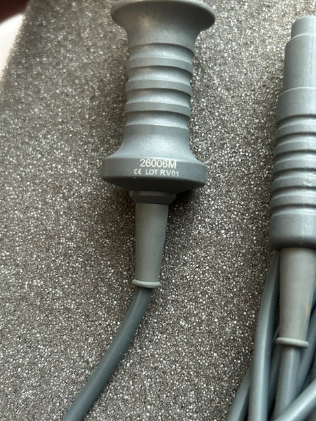 Aesculap 5mmx31cm Autoclavable QuickSnap Laparoscopy Set of 8 w Karl Storz Cord