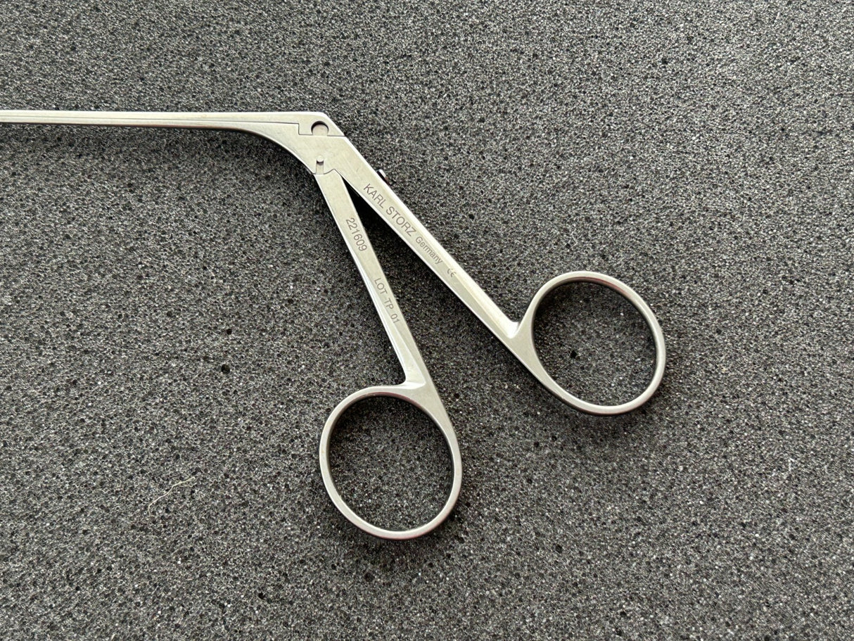 Karl Storz 221609 WULLSTEIN Ear Froceps, curved left, 8 cm