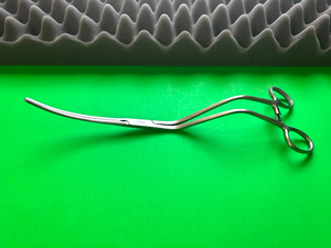 W. Lorenz 34-9000 Angled Cardiovascular Clamp Surgical Instrument