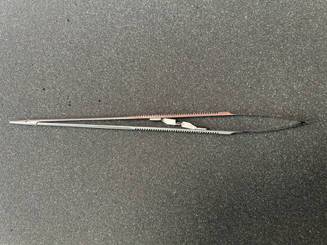 V. Mueller CH 06158 Jacobson Delicate Needleholder, 9-1/4" w/Lock, Diamond Dust