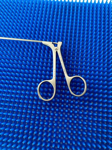 Karl Storz 10367L Forceps, spoon-shaped, 2.5 mm, 35 cm