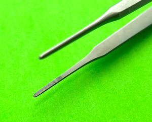 Aesculap Surgical 9" Gerald Dressing Forceps