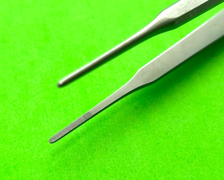 Aesculap Surgical 9" Gerald Dressing Forceps
