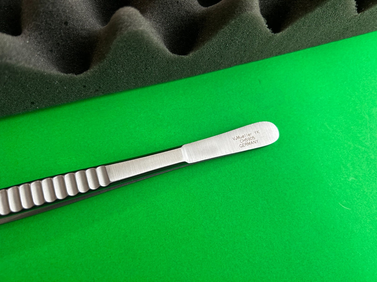 V.Mueller CH5905 DeBakey Dressing Forceps
