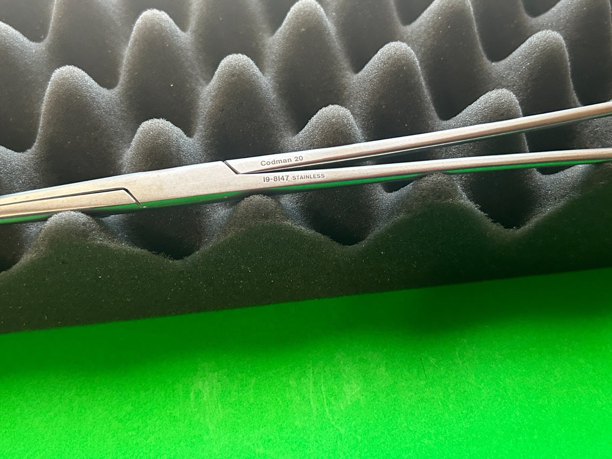 Codman 11 Codman 19-8147 Mixter Thoracic Clamp Forceps 11