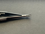 Pilling 424180 Barraquer Needle Holder, Delicate, Curved, w/ Lock, Smooth