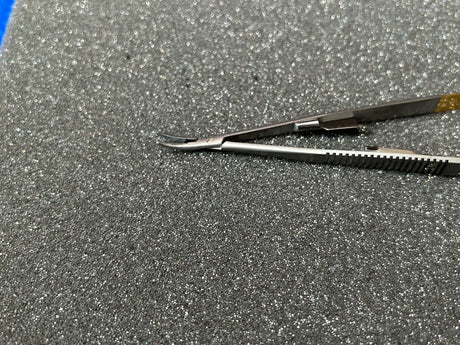 Spectrum 40-4471 Curved Needle Holder, w/Lock, TC