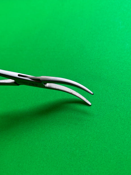 SSI Ultra 15-7316 Forceps, Crile Artery, Curved, 6 1/4 in