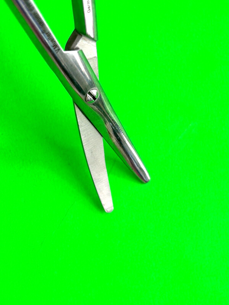 V.Mueller Surgical CH-2032-S Super Cut Metzenbaum Scissors, Curved 23 cm