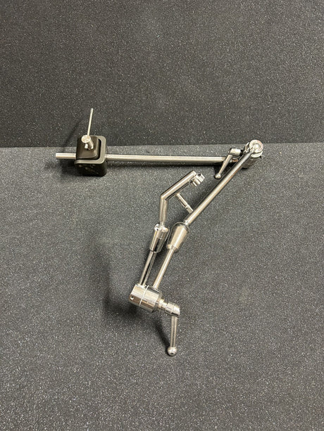 Medtronic 9561524 Table Mounted Retractor Arm with 9561523 Automated Rail Clamp