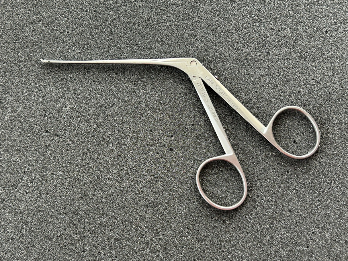 Karl Storz 222710 Scissors, curved to right, 7.5 cm