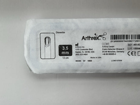 Arthrex Shaver Blades Dissector, 3.5 mm x 13 cm IN DATE