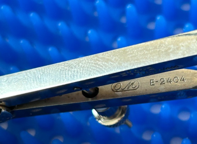 Karl Storz E-2404 Karl Storz Castroviejo Caliper, 3.5''