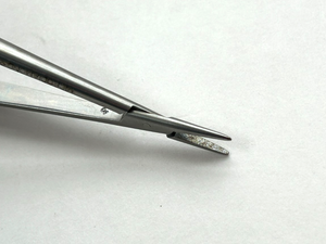 Snowden-Pencer 5447 Micro Diamond-Jaw Castroviejo Needle Holder w/Lock, 8-1/2"