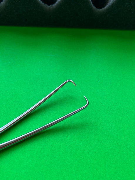 Aesculap EO130 Uterine Dressing Forceps 9¾"