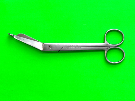 V.Mueller Surgical SU2007 Bandage Scissors, Angled 6cm Blade Size