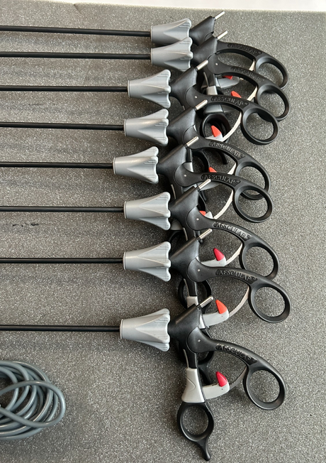 Aesculap 5mmx31cm Autoclavable QuickSnap Laparoscopy Set of 8 w Karl Storz Cord